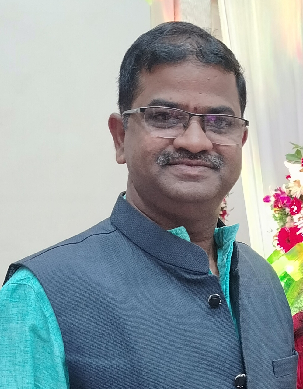 Dr. Shantanu Narayanrao Kasture